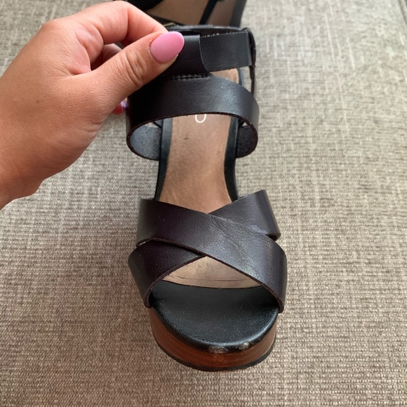 SOLD — ALDO Narducci Wedge - Picture 7 of 10